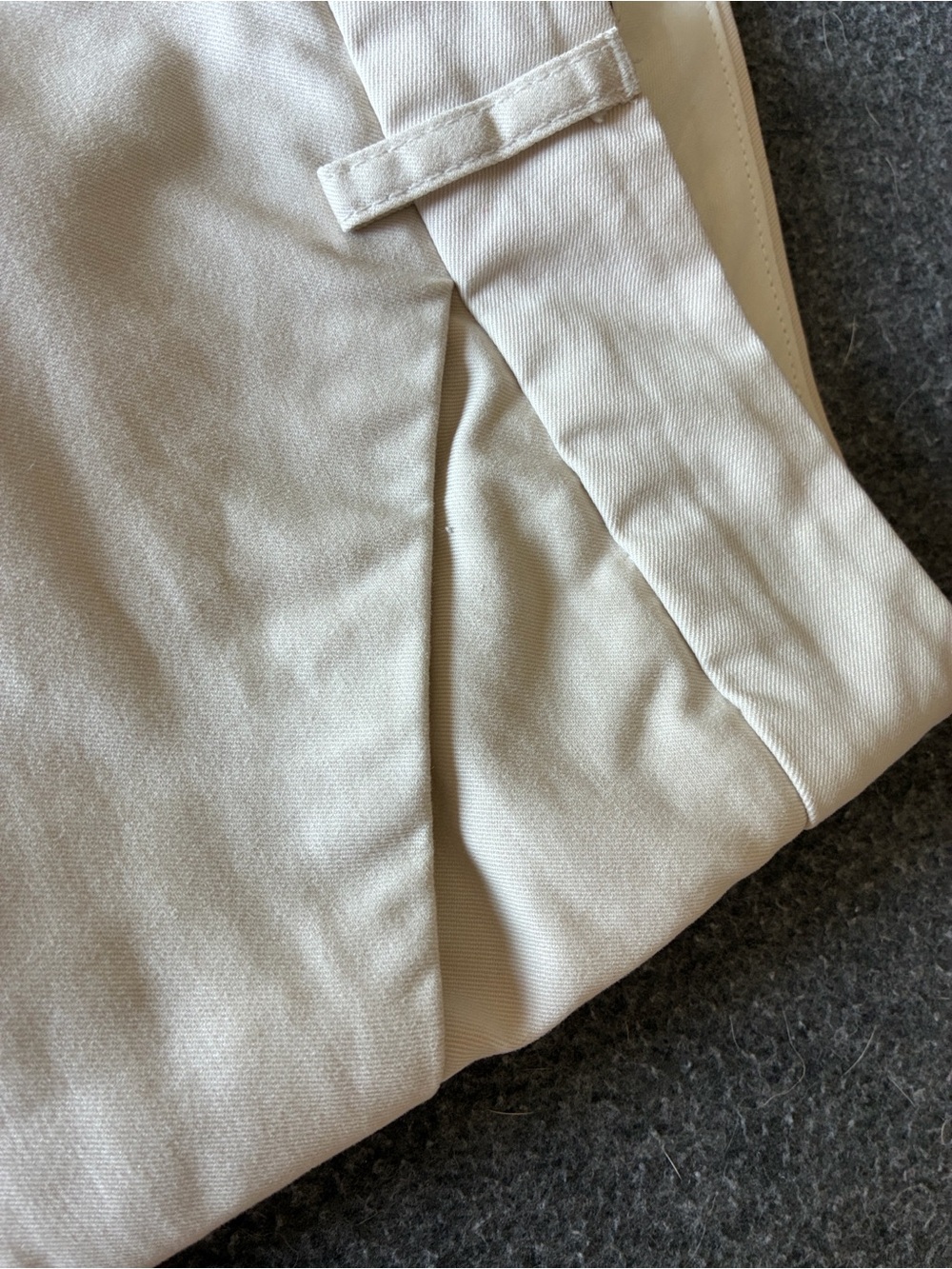 Express Editor Sz 8 Woman’s ivory/Cream Ankle Pants - Picture 9 of 9
